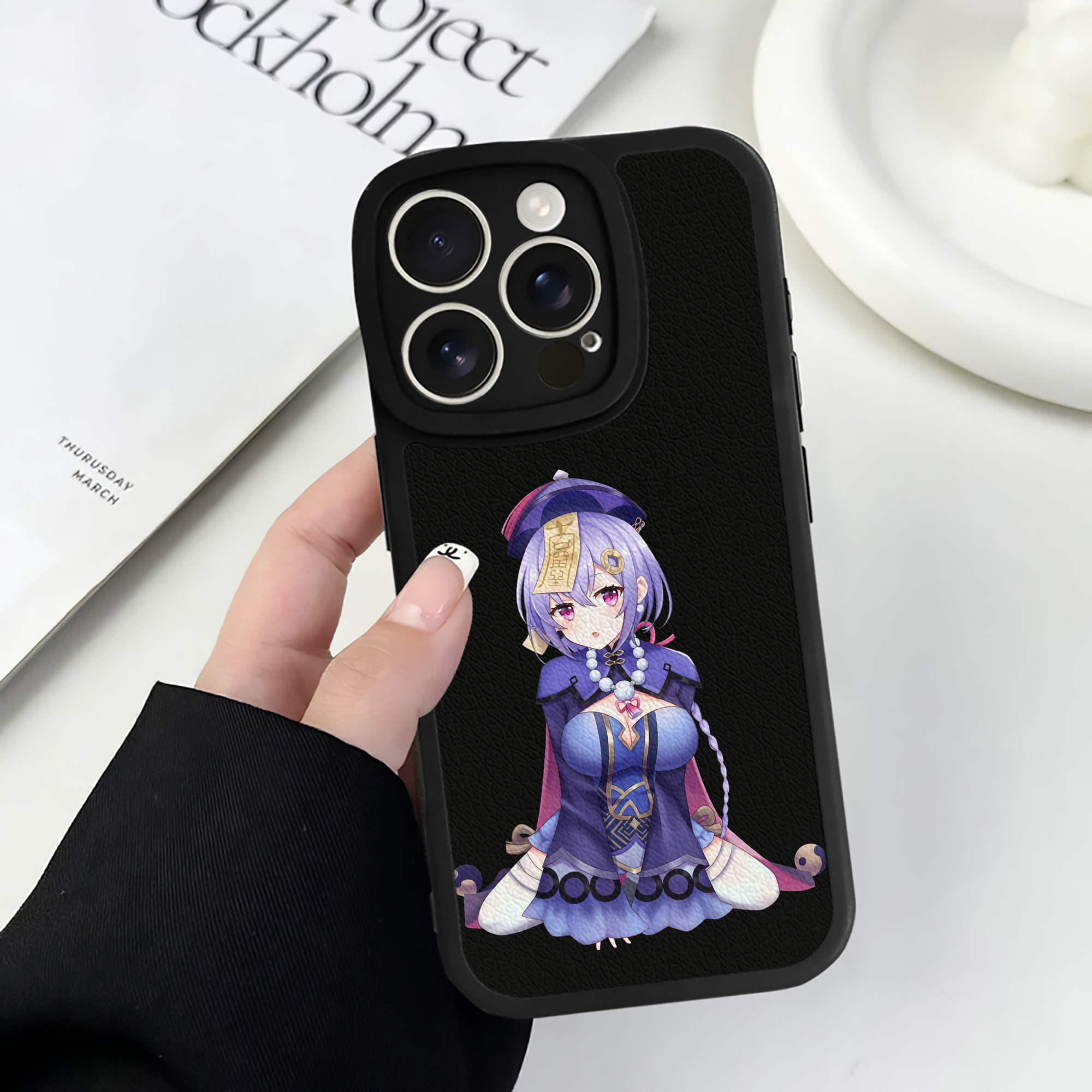 げんし神 七七 なな  genshin Nana 【iPhone 16シリーズ対応】シリコンスマホケース（レザー調） 材質：シリコン